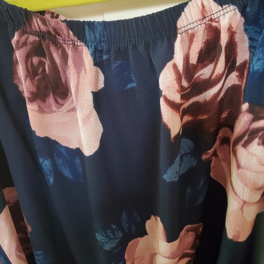 Navy blue flowered top